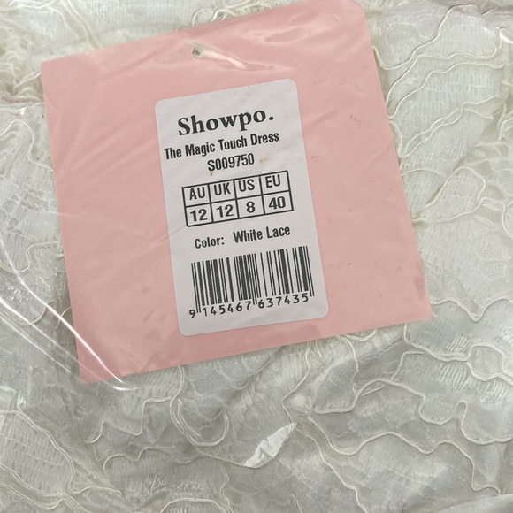 THE MAGIC TOUCH DRESS IN WHITE LACE - Picture 10 of 11